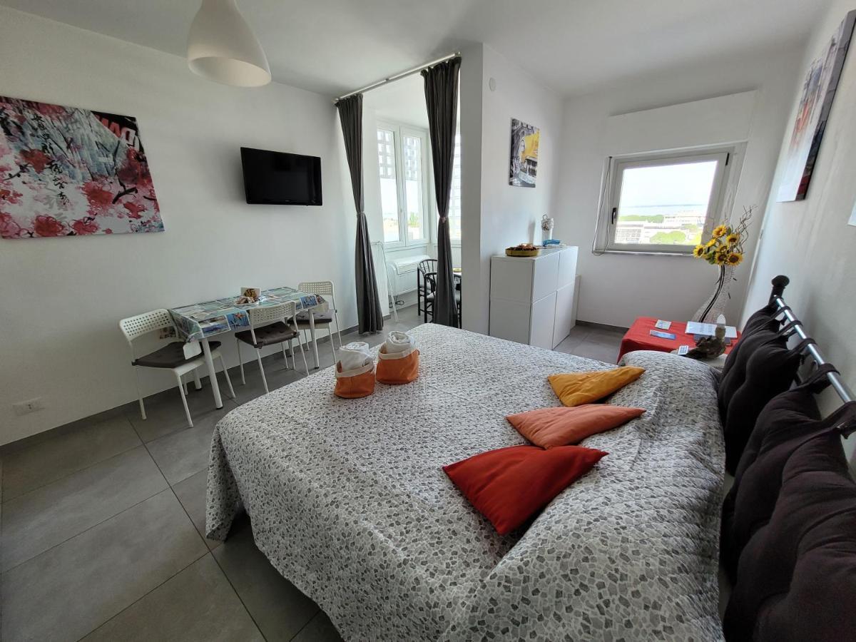 Rosato 2 Sea View Apartment Lignano Sabbiadoro Esterno foto