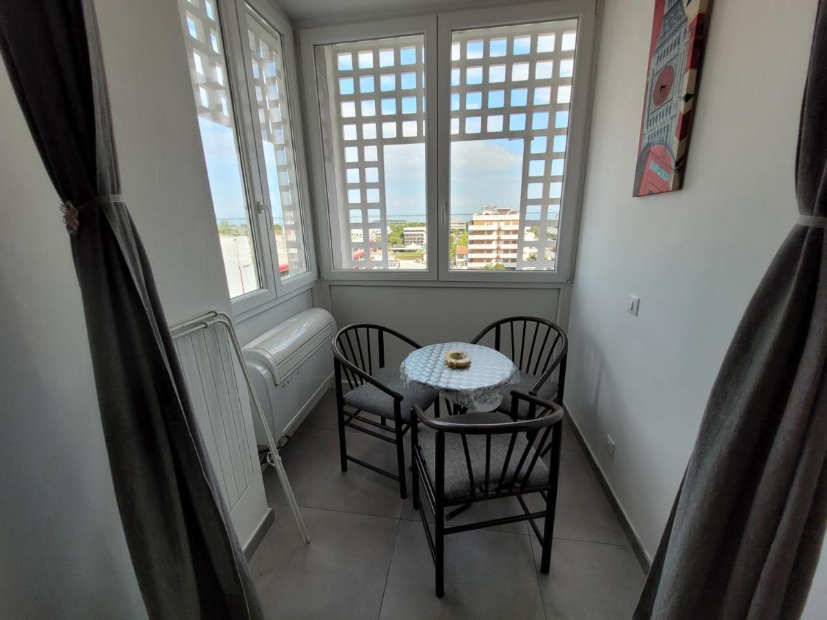 Rosato 2 Sea View Apartment Lignano Sabbiadoro Esterno foto